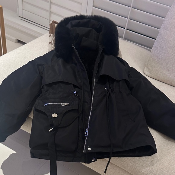 Jackets & Blazers - BNWOT Black Faux Fur-Trimmed Hooded Jacket